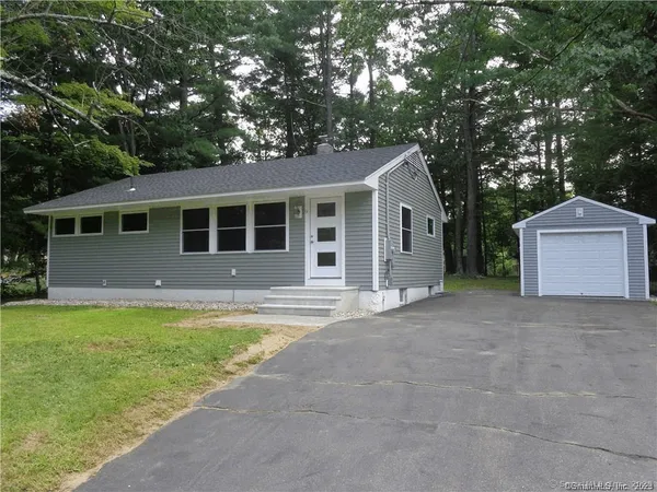 $2,695 | 9 Silver Drive, Burlington, CT 06013