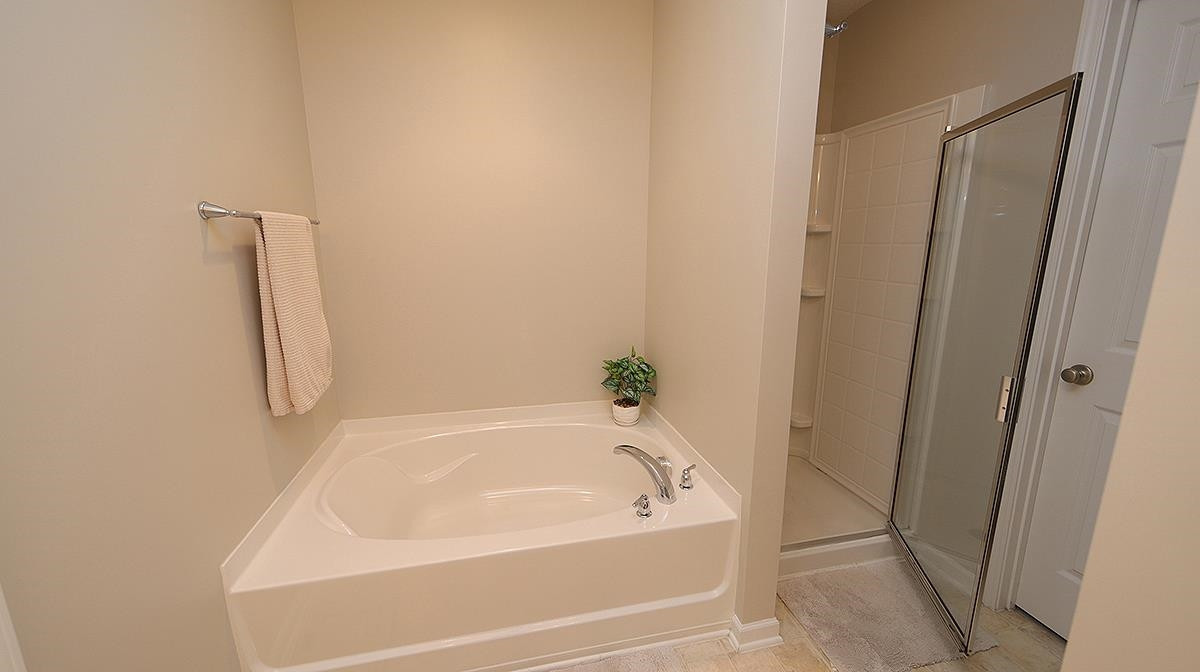 3006 Settle In Lane Raleigh, NC 27614 - Photo 10 of 15 Master Bath/Spa