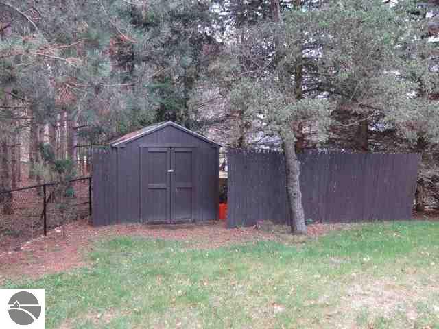 11066 South Lacore Road Empire, MI 49630 - Photo 10 of 17 1777284-10.JPG
