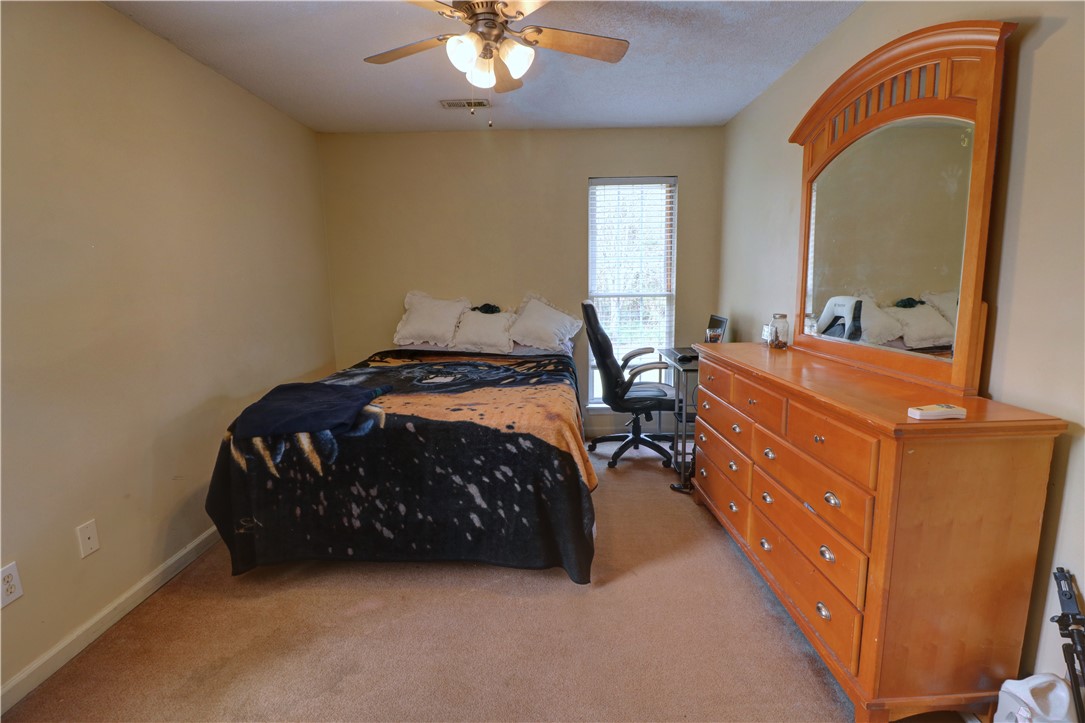 558 State Rd S-37-561 Seneca, SC 29678 - Photo 8 of 19 Gallery Image 8
