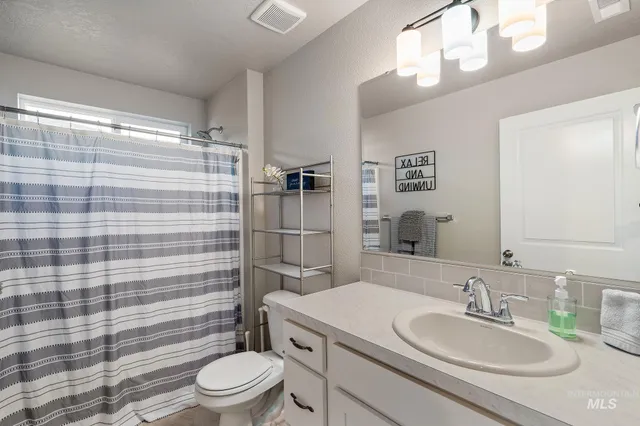 $430,000 | 7564 South Boysenberry Avenue, Boise, ID 83709