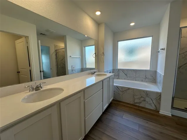 $2,100 | 2513 Four Waters Loop, Georgetown, TX 78628