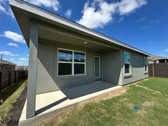 $2,100 | 2513 Four Waters Loop, Georgetown, TX 78628