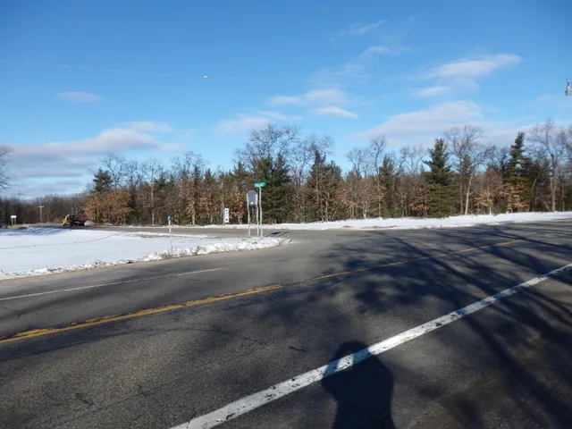 $29,000 | 9.5 Acres Eastlake Road, Manistee, MI 49660