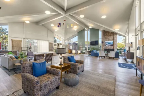 $450,000 | 150 East Fiesta Green, Port Hueneme, CA 93041