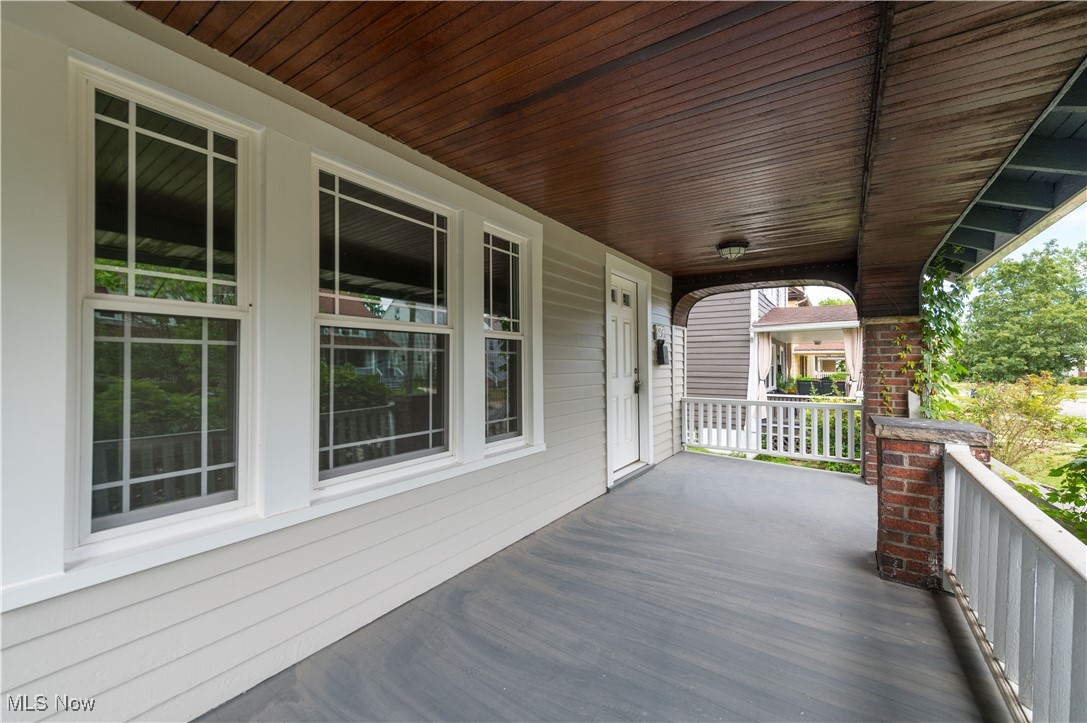 896 Selwyn Road Cleveland Heights, OH 44112 - Photo 23 of 23 View of porch