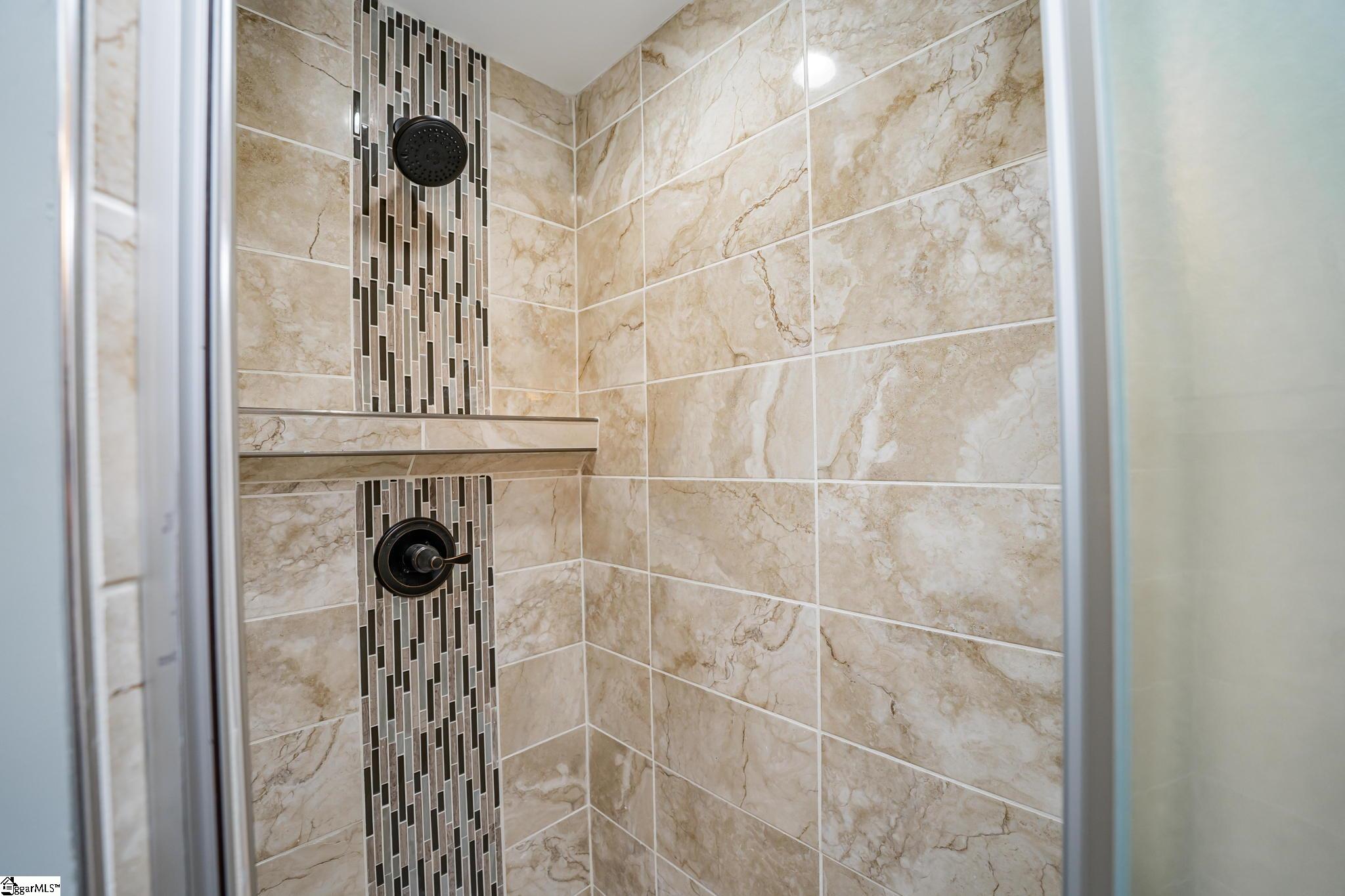 221 State Rd S-42-2606 Greer, SC 29651 - Photo 23 of 33 Gallery Image 23