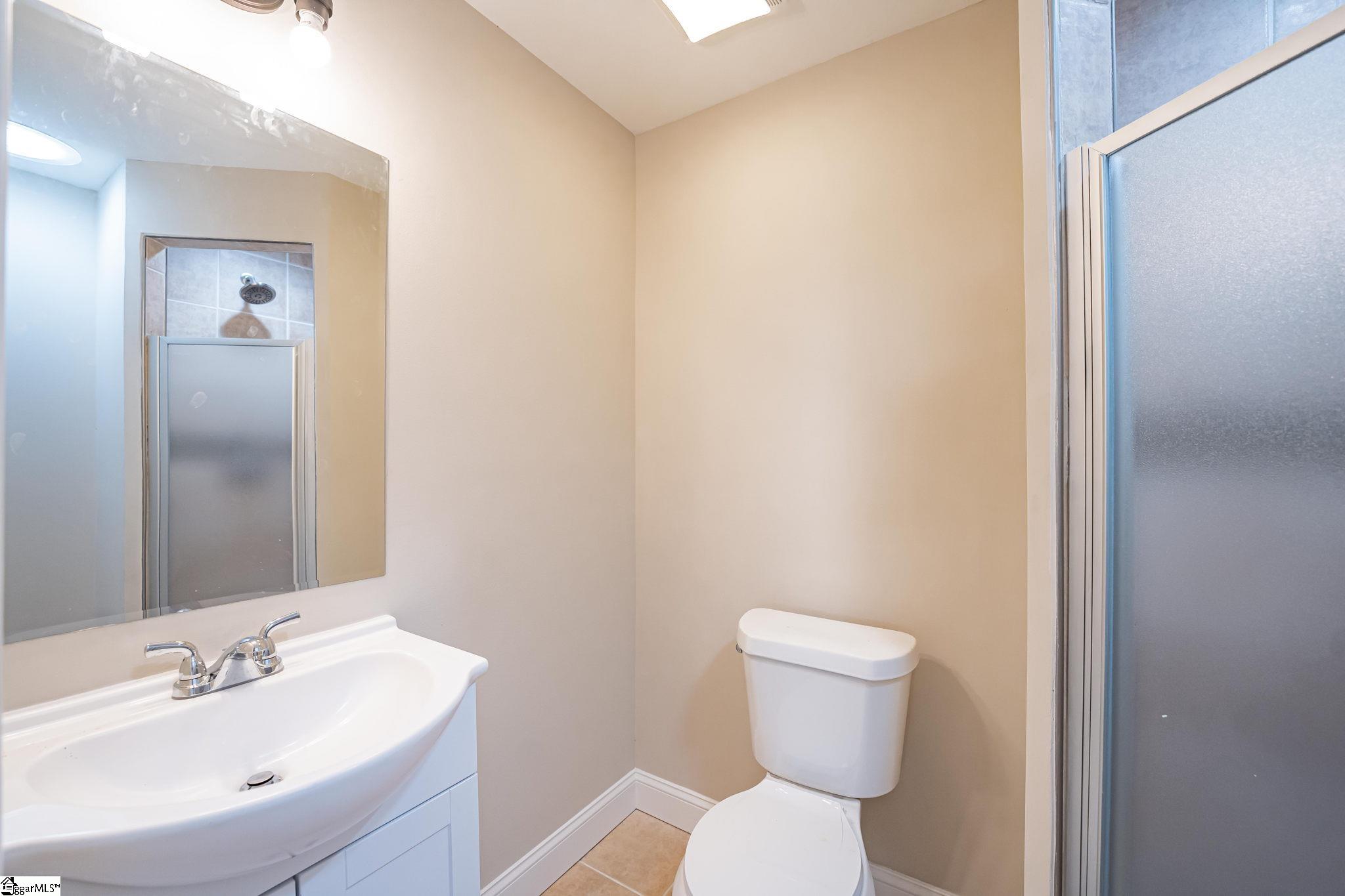 221 State Rd S-42-2606 Greer, SC 29651 - Photo 27 of 33 Gallery Image 27