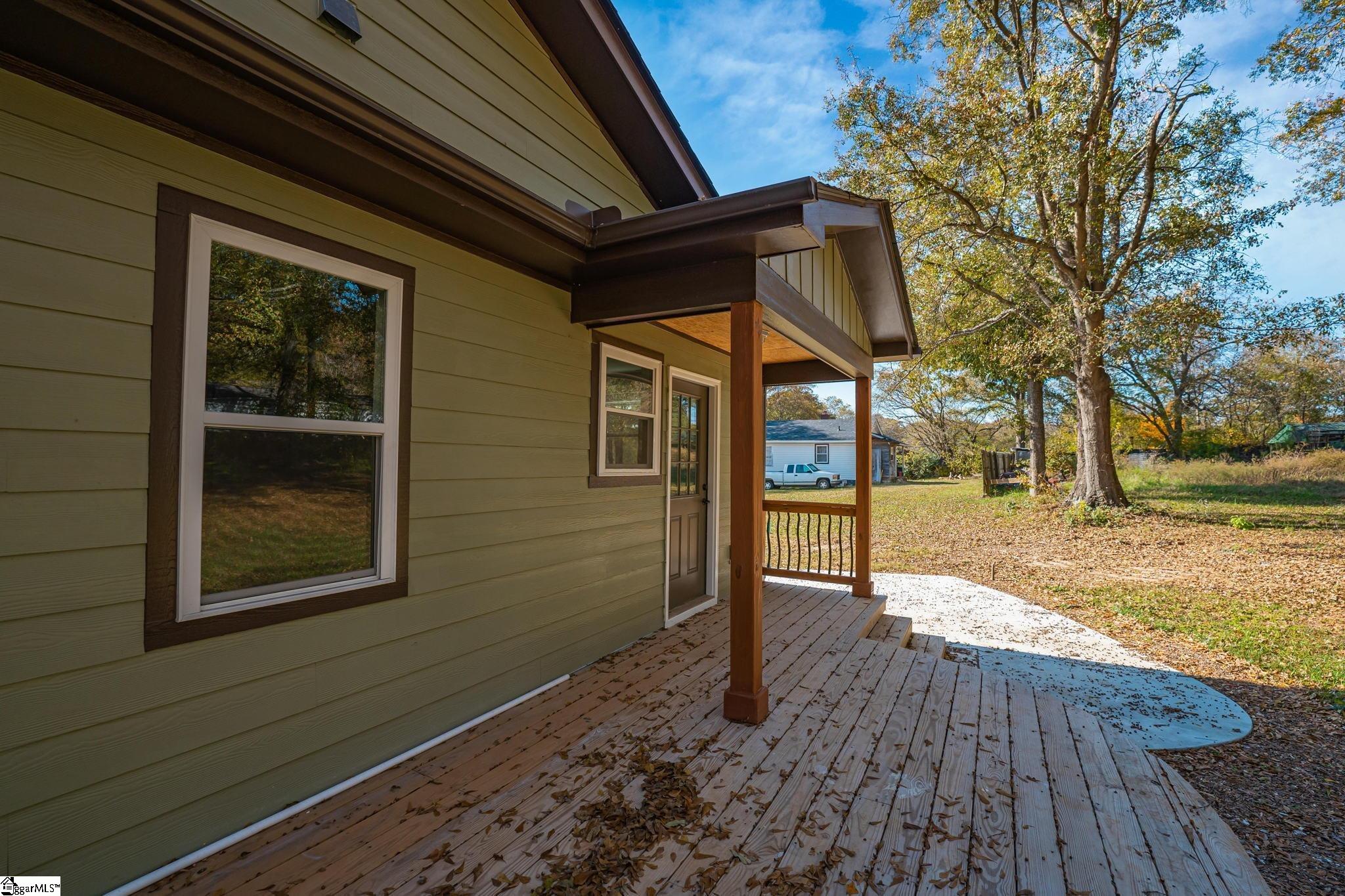 221 State Rd S-42-2606 Greer, SC 29651 - Photo 31 of 33 Gallery Image 31