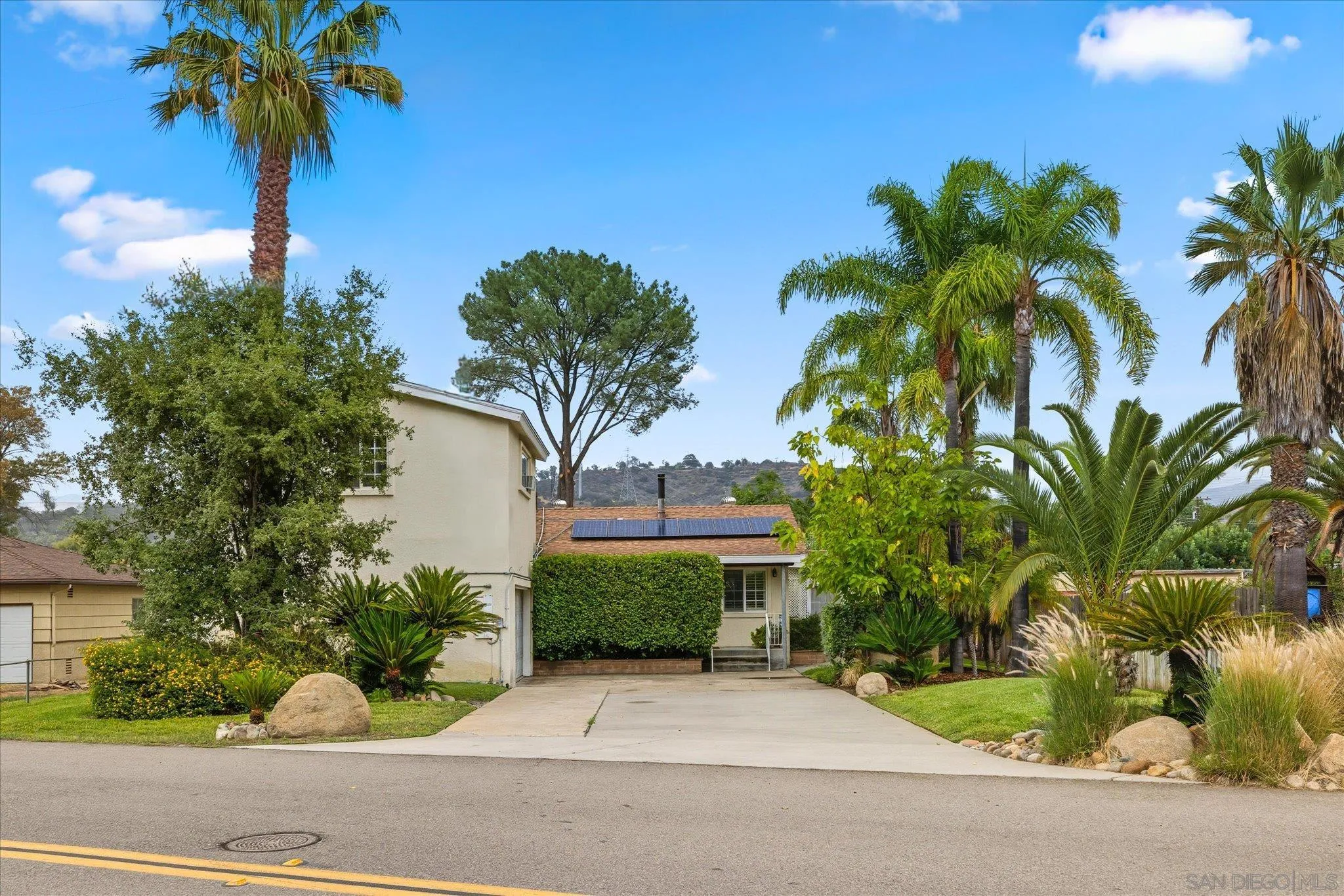 9731 Lakeview Road Lakeside, CA 92040 - Photo 4 of 40