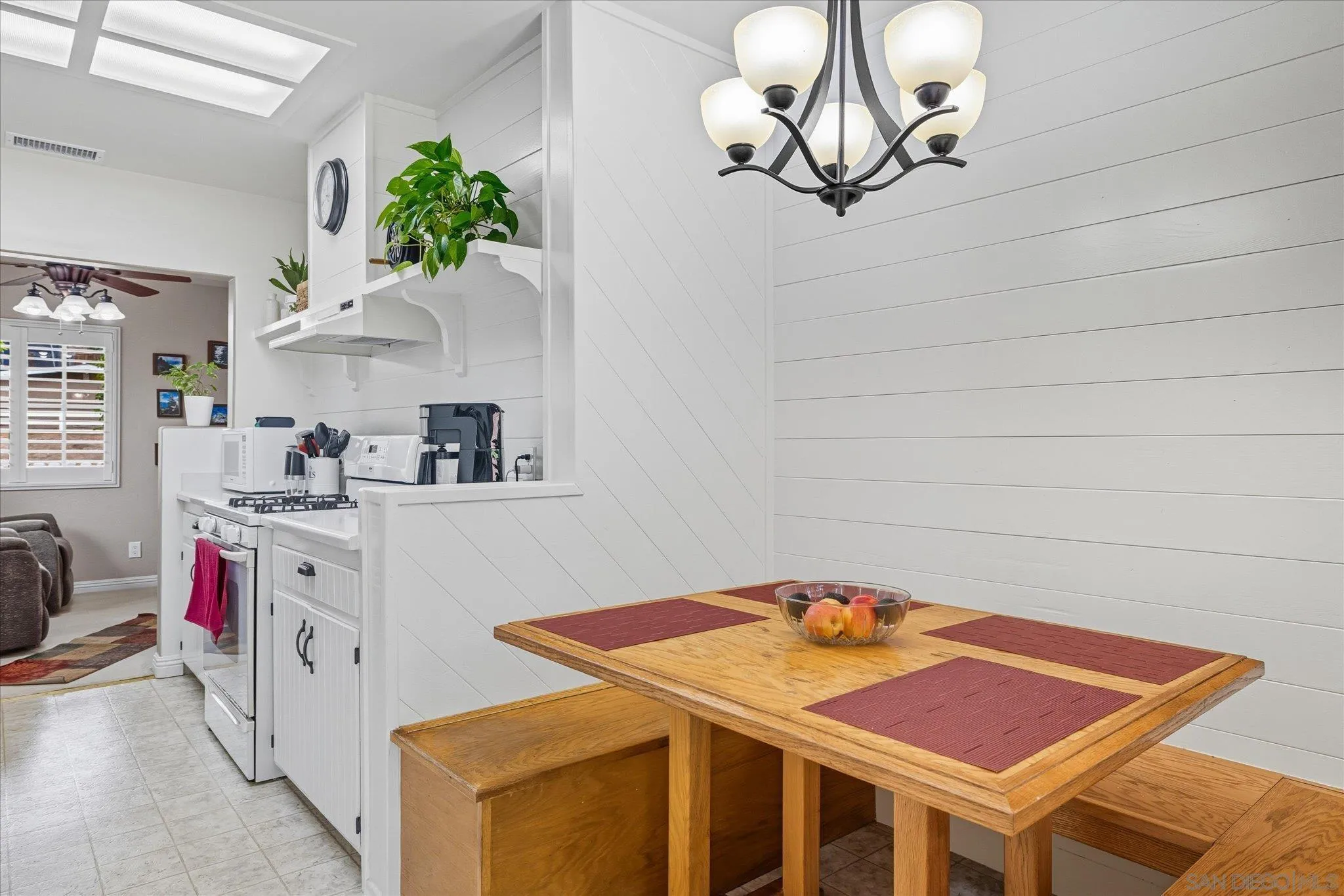 9731 Lakeview Road Lakeside, CA 92040 - Photo 9 of 40