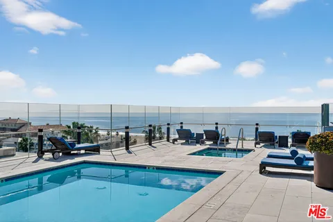 $2,950,000 | 1755 Ocean Avenue, Unit 514, Santa Monica, CA 90401