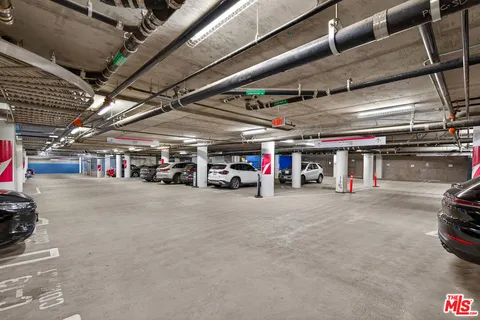 $2,950,000 | 1755 Ocean Avenue, Unit 514, Santa Monica, CA 90401