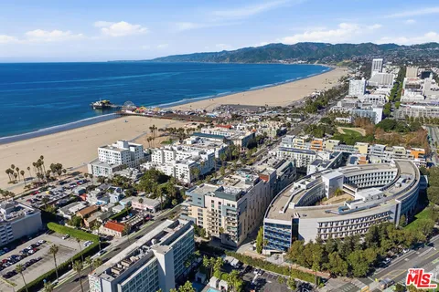 $2,950,000 | 1755 Ocean Avenue, Unit 514, Santa Monica, CA 90401