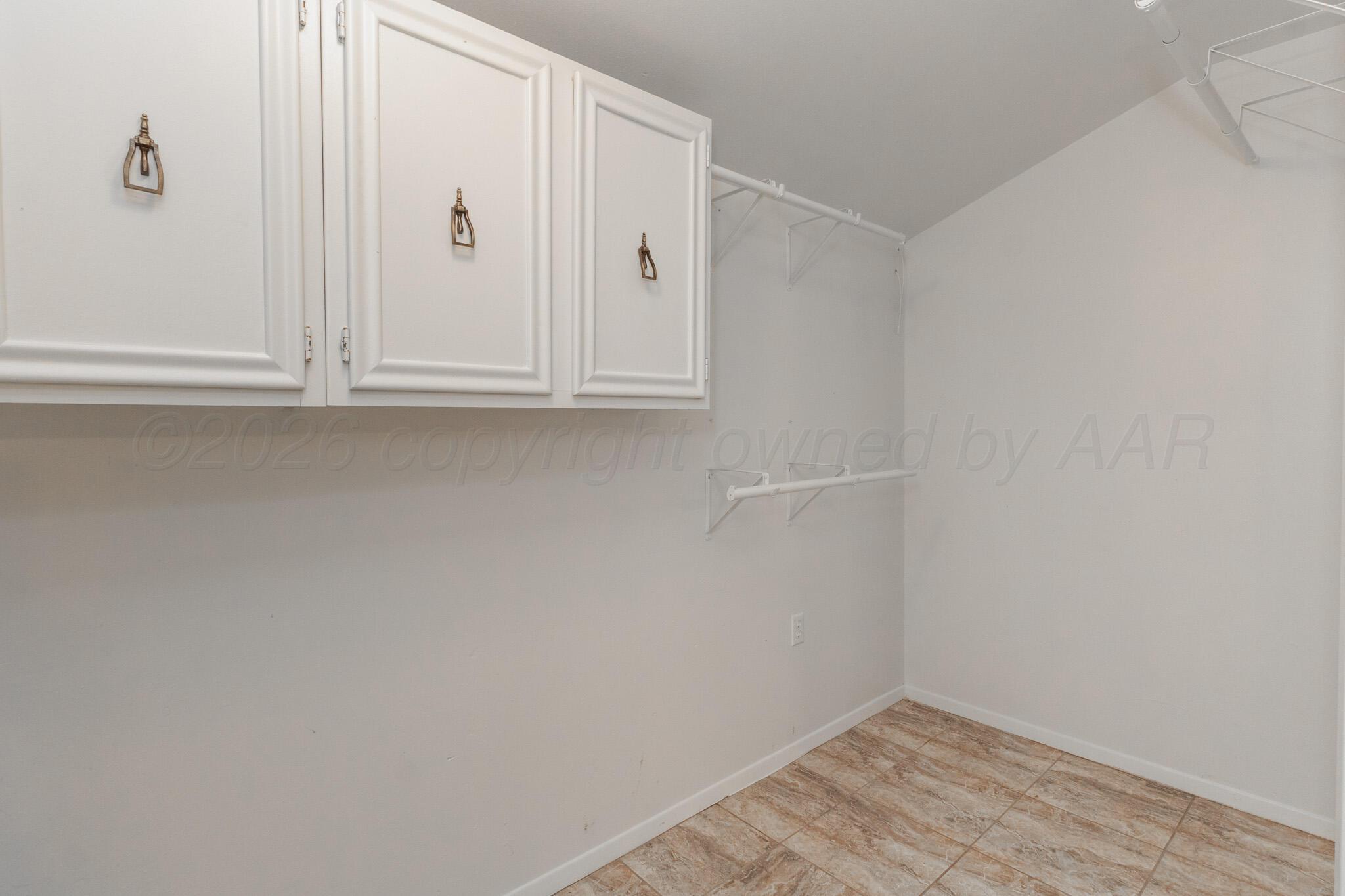 4714 South Bonham Street Amarillo, TX 79110 - Photo 3 of 18 _MG_3967