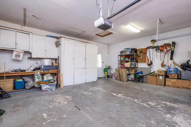 $320,000 | 25200 Waycross, Southfield, MI 48033