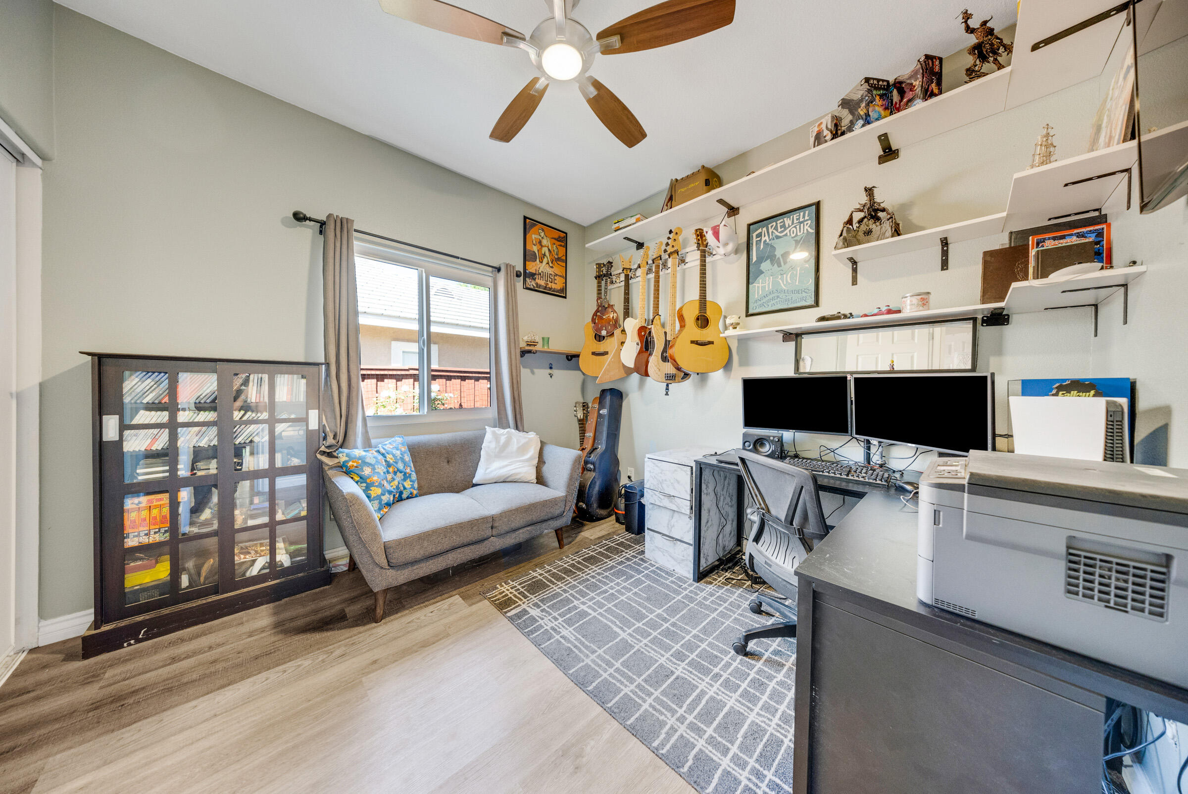 9564 Arborglen Drive Rancho Cucamonga, CA 91730 - Photo 16 of 46 Rancho_Cucamonga_Real_Estate_032