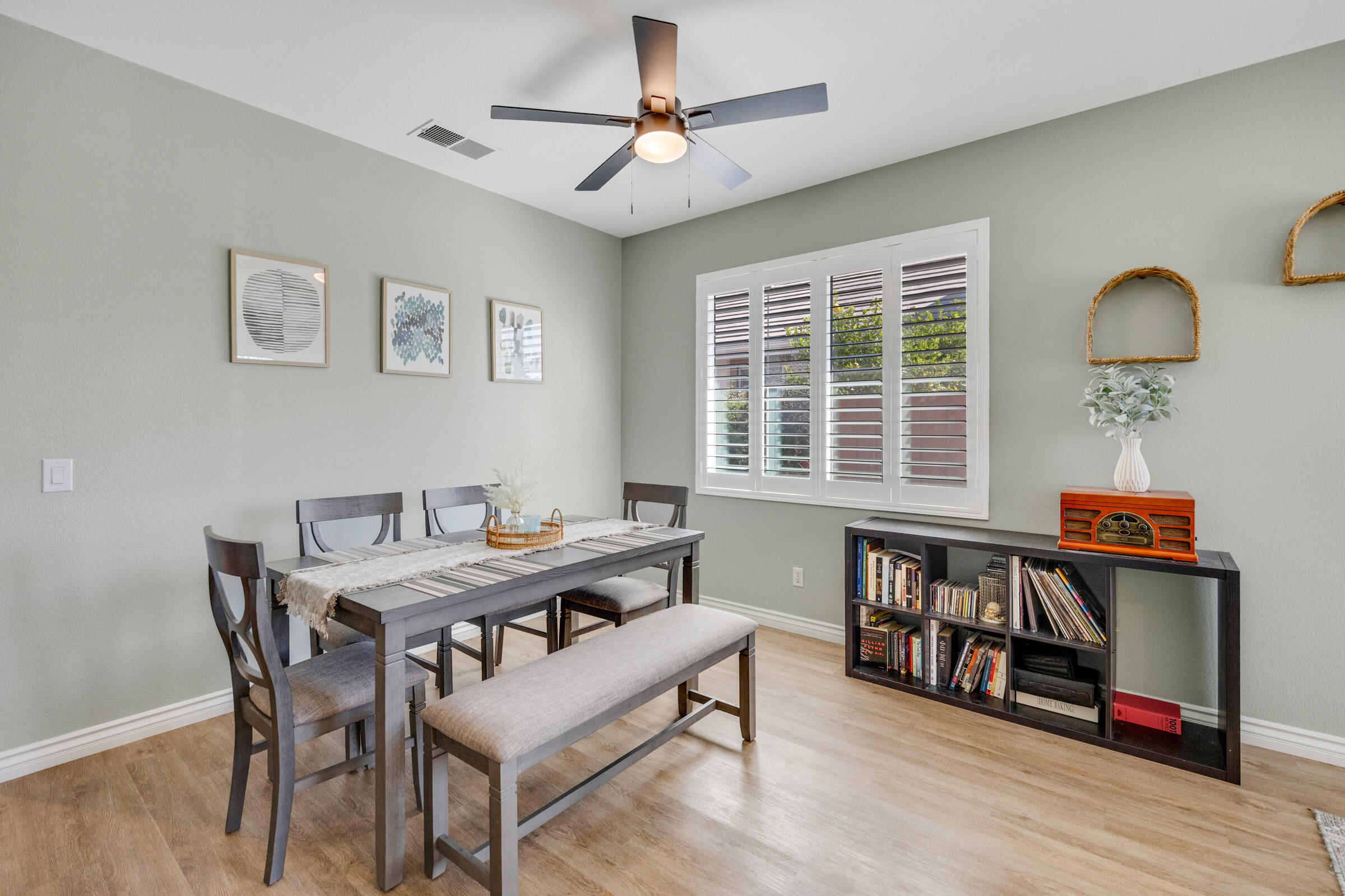 9564 Arborglen Drive Rancho Cucamonga, CA 91730 - Photo 30 of 46 Rancho_Cucamonga_Real_Estate_011