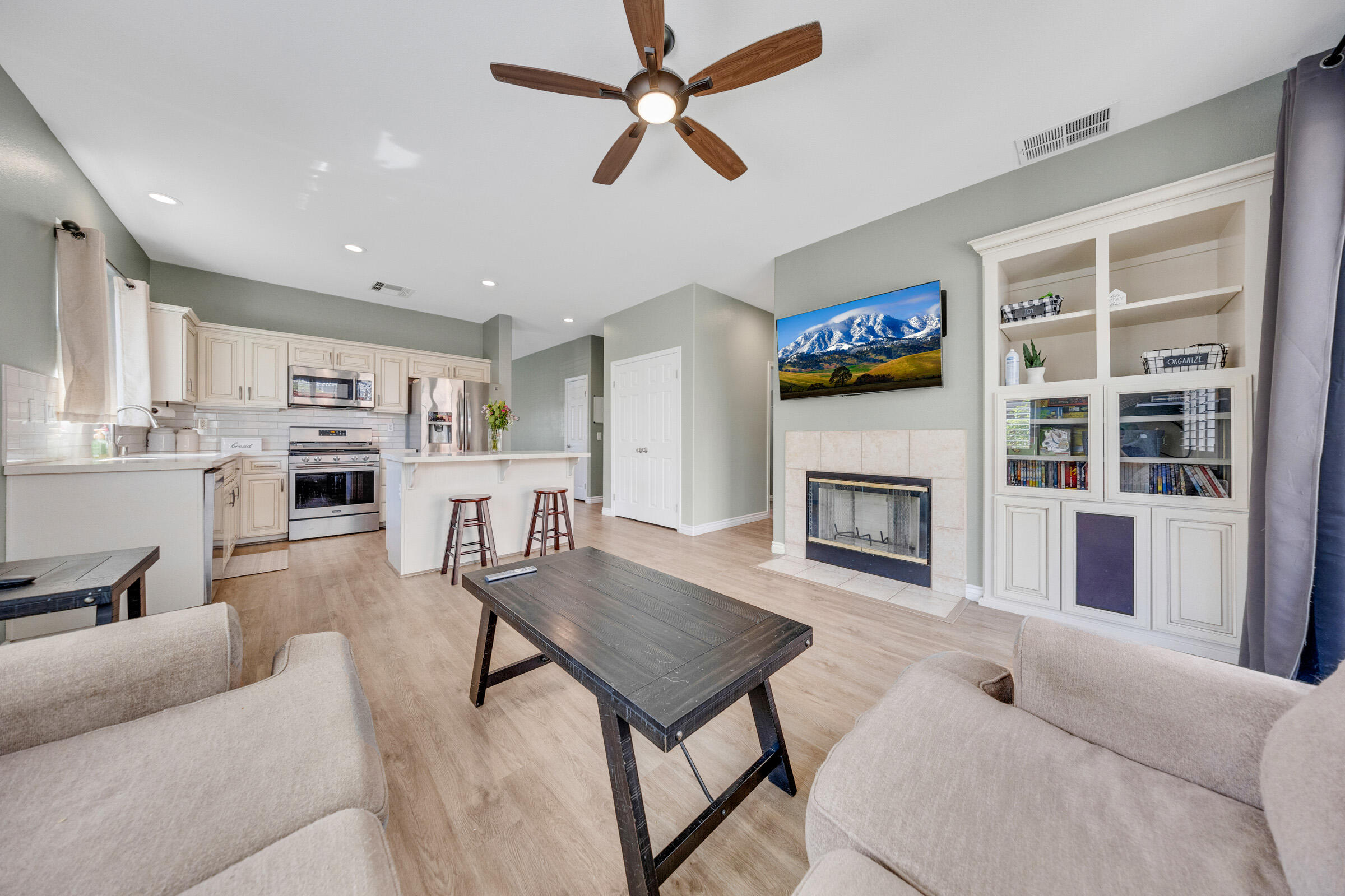 9564 Arborglen Drive Rancho Cucamonga, CA 91730 - Photo 38 of 46 Rancho_Cucamonga_Real_Estate_025