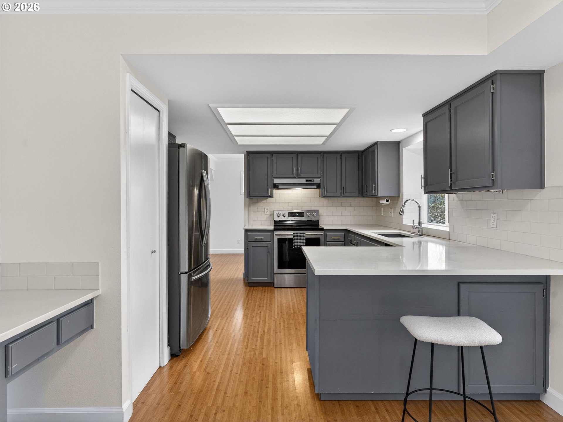 7505 Southwest Alpine Drive Beaverton, OR 97008 - Photo 10 of 31