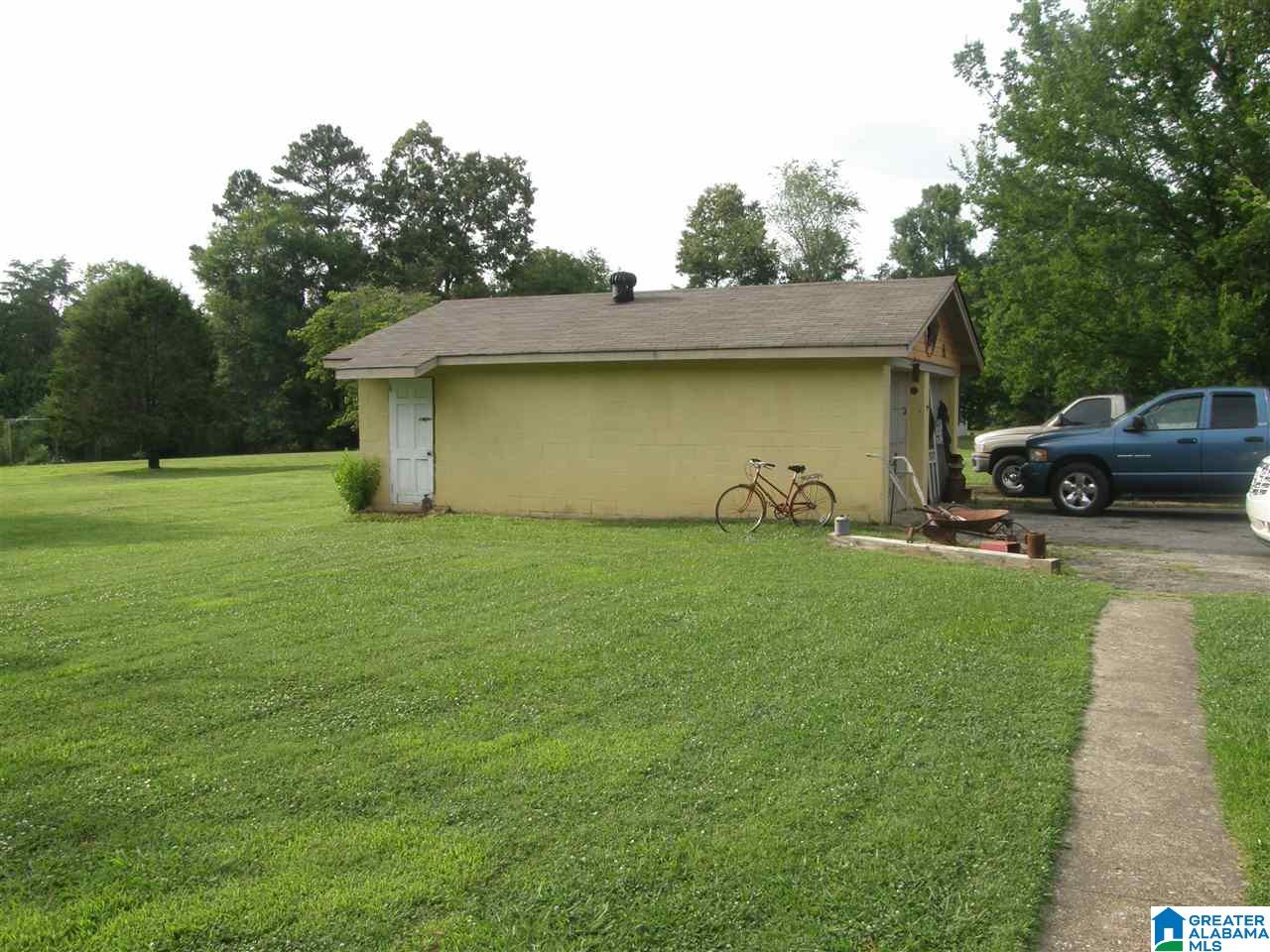 8720 Bradford Trafford Road Pinson, AL 35126 - Photo 4 of 20