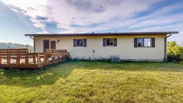 $899,900 | 1920 10th Avenue Northeast, Byron, MN 55920