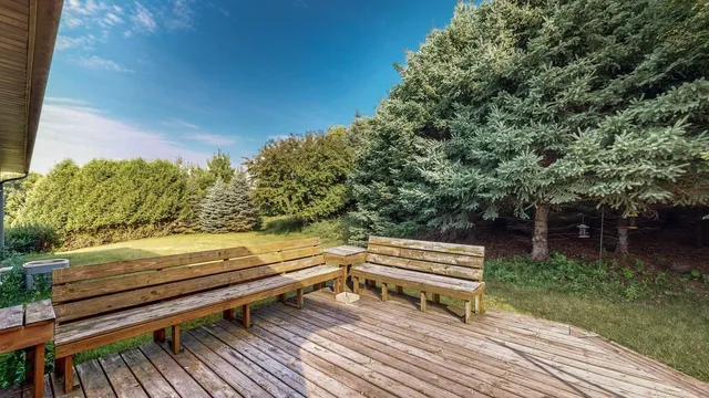 $924,900 | 1920 10th Avenue Northeast, Byron, MN 55920