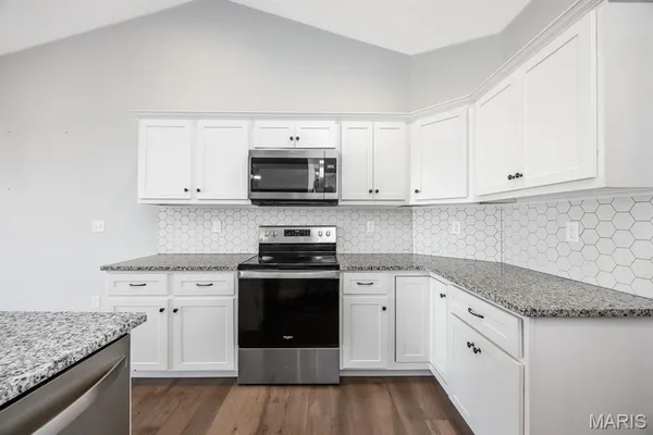 $369,000 | 260 Emerald Way West, Granite City, IL 62040