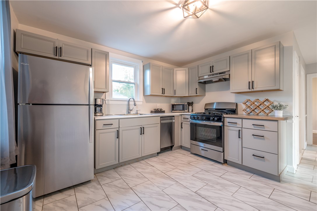 167 Sharon Street Providence, RI 02908 - Photo 3 of 14