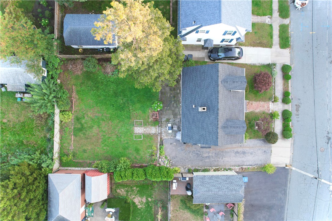 167 Sharon Street Providence, RI 02908 - Photo 7 of 14