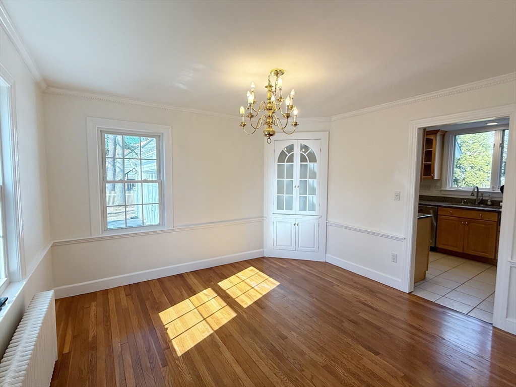 46 Cleveland Road Wellesley, MA 02481 - Photo 12 of 31