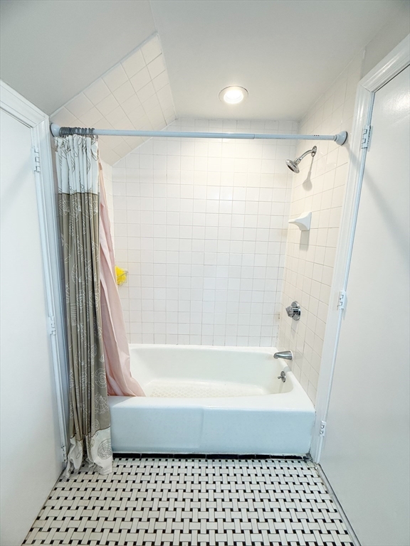 46 Cleveland Road Wellesley, MA 02481 - Photo 24 of 31