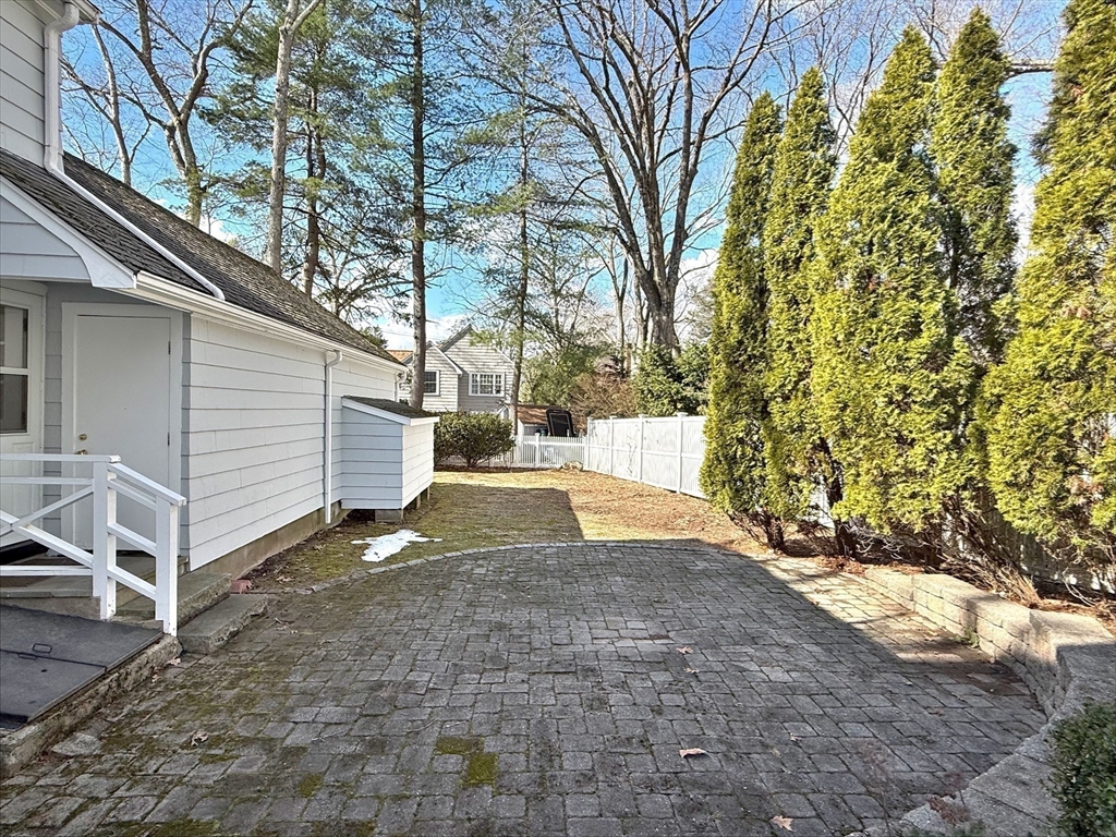 46 Cleveland Road Wellesley, MA 02481 - Photo 26 of 31