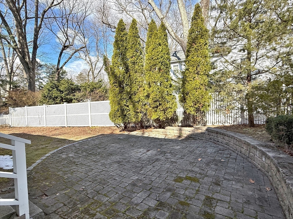 46 Cleveland Road Wellesley, MA 02481 - Photo 27 of 31