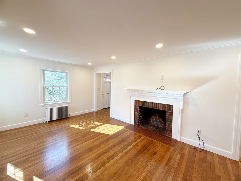 46 Cleveland Road Wellesley, MA 02481 - Photo 6 of 31