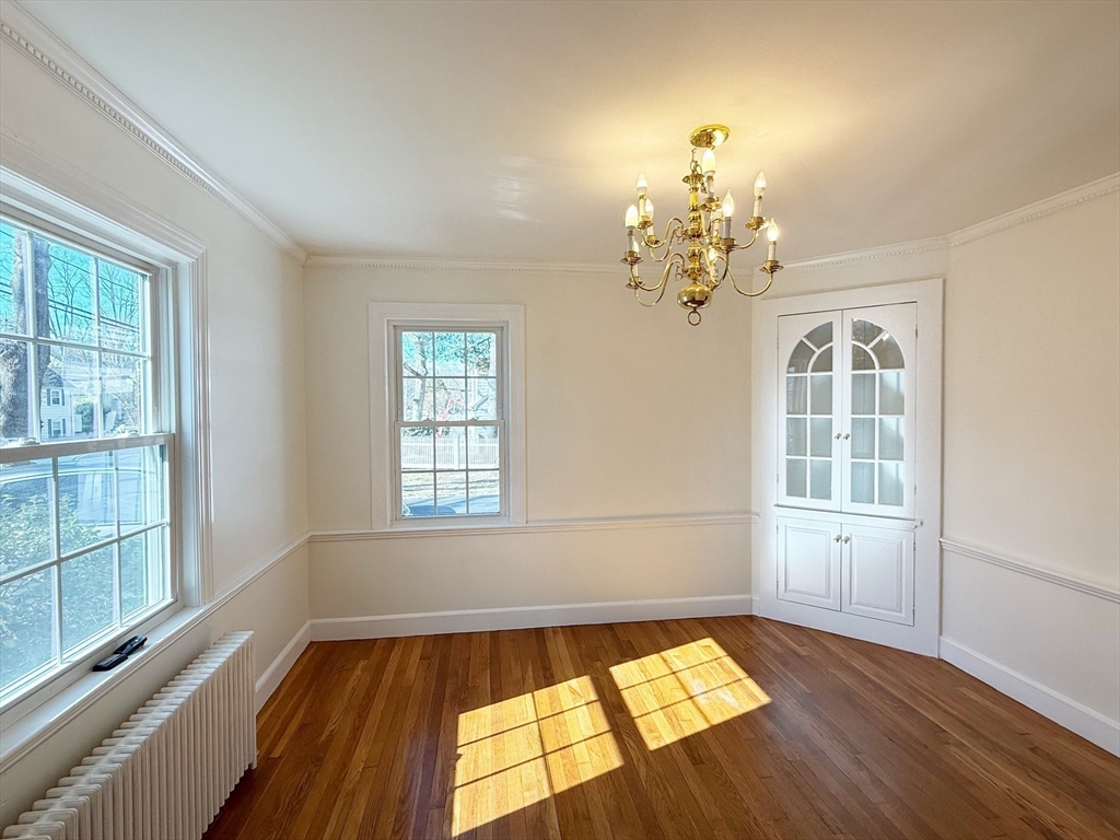 46 Cleveland Road Wellesley, MA 02481 - Photo 10 of 31
