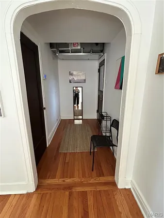 $2,500 | 6314 South Rosebury Avenue, Unit 2E, Clayton, MO 63105