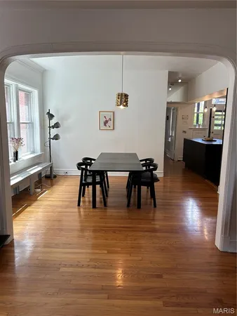 $2,500 | 6314 South Rosebury Avenue, Unit 2E, Clayton, MO 63105