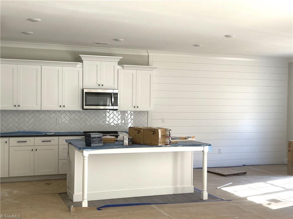 6946 Orchard Path Drive Clemmons, NC 27012 - Photo 3 of 4