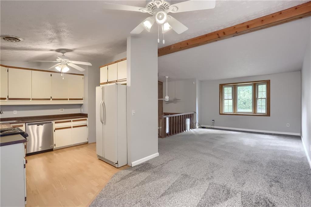 96 Ayleshire Road Butler, PA 16001 - Photo 9 of 23 Gallery Image 9