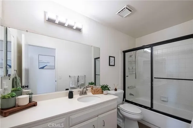 $605,000 | 3168 Darby Street, Unit 208, Simi Valley, CA 93063