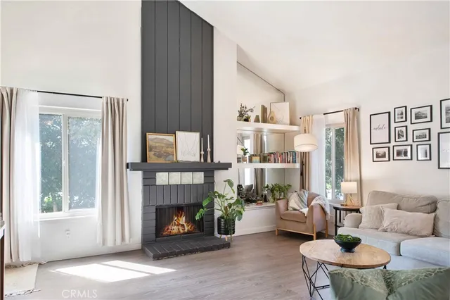 $605,000 | 3168 Darby Street, Unit 208, Simi Valley, CA 93063