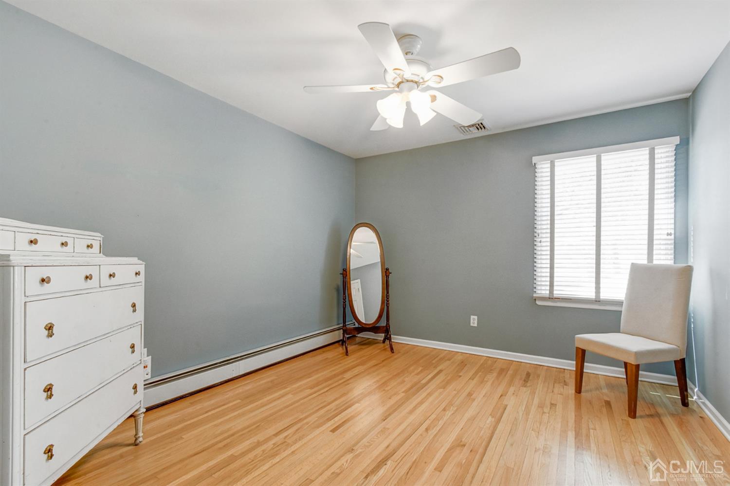 76 Pennington Road New Brunswick, NJ 08901 - Photo 20 of 32 Bedroom 2