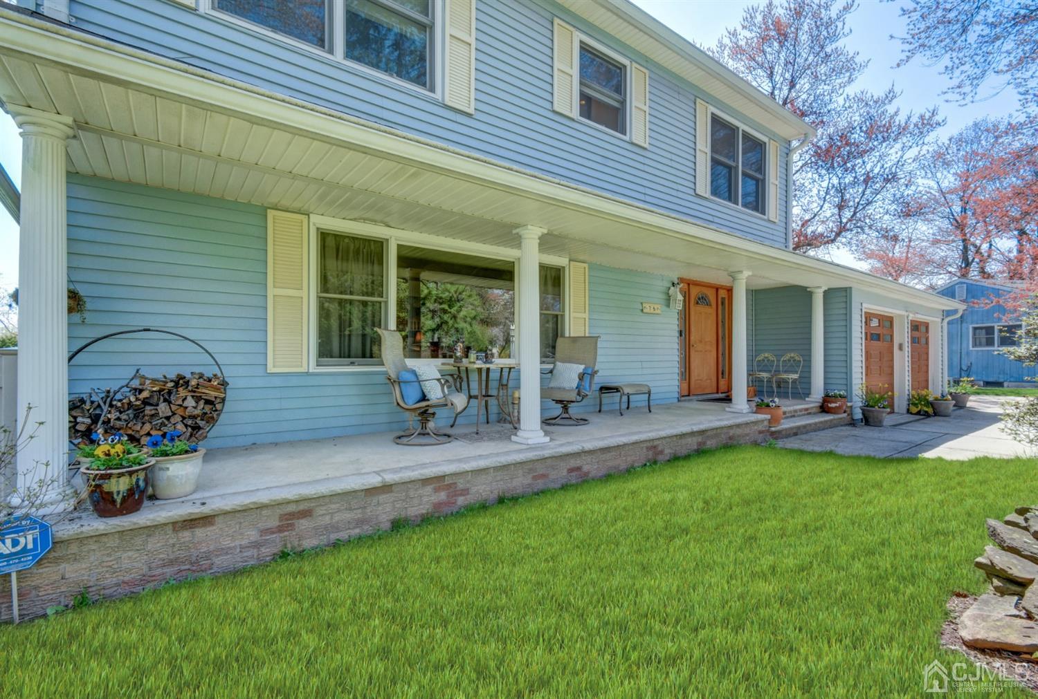 76 Pennington Road New Brunswick, NJ 08901 - Photo 3 of 32 A big covered front porch