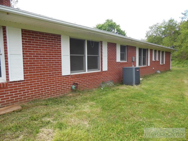 2177 Elk Knob Road Laurel Springs, NC 28644 - Photo 2 of 14 Gallery Image 2