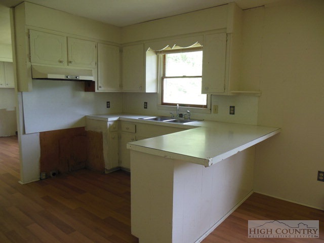 2177 Elk Knob Road Laurel Springs, NC 28644 - Photo 6 of 14 Gallery Image 6