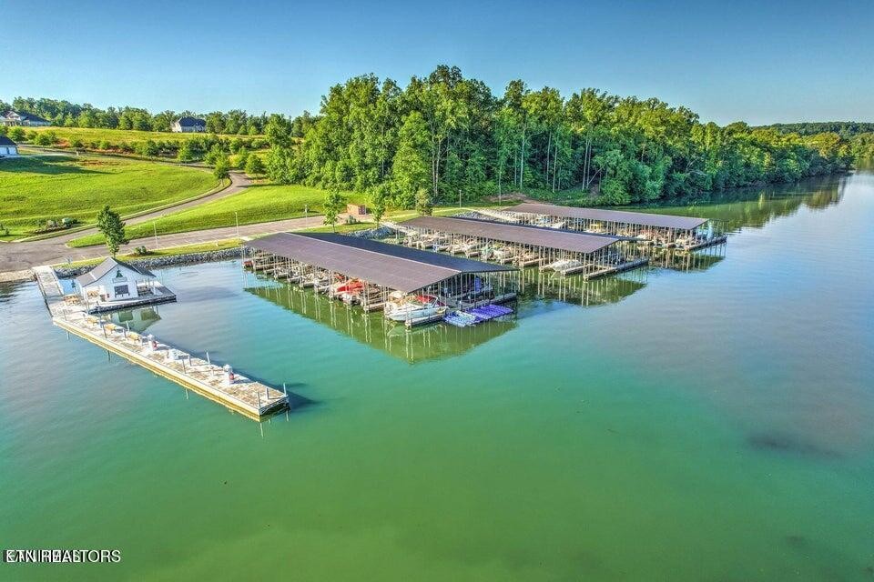 152 Pineberry East Road Oak Ridge, TN 37830 - Photo 20 of 24 an aerial view of a house
