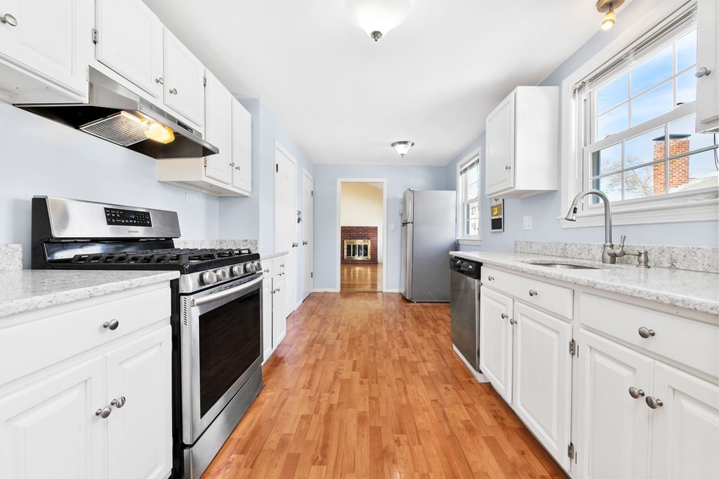 22 Fresno Road Dedham, MA 02026 - Photo 16 of 29 Gallery Image 16