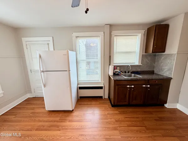 $1,500 | 39-41 Roosevelt Road, Amsterdam, NY 12010