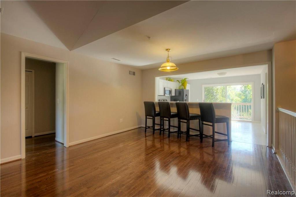 28126 Carlton Way Drive Novi, MI 48377 - Photo 9 of 43